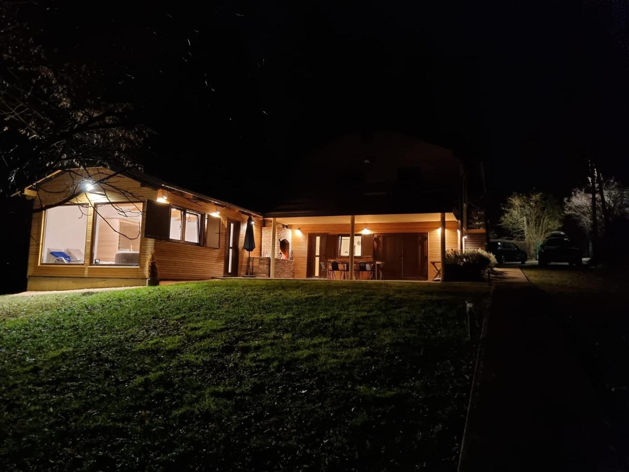 Holiday Home Vito Stubicka Slatina Exterior foto